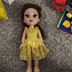 Disney: Belle Animator Princess Doll